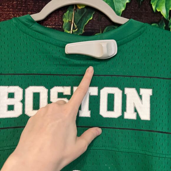 Boston Celtics Mesh Top Medium Fits Large XL Shirt Jersey NBA Basketball Sports - Picture 5 of 7